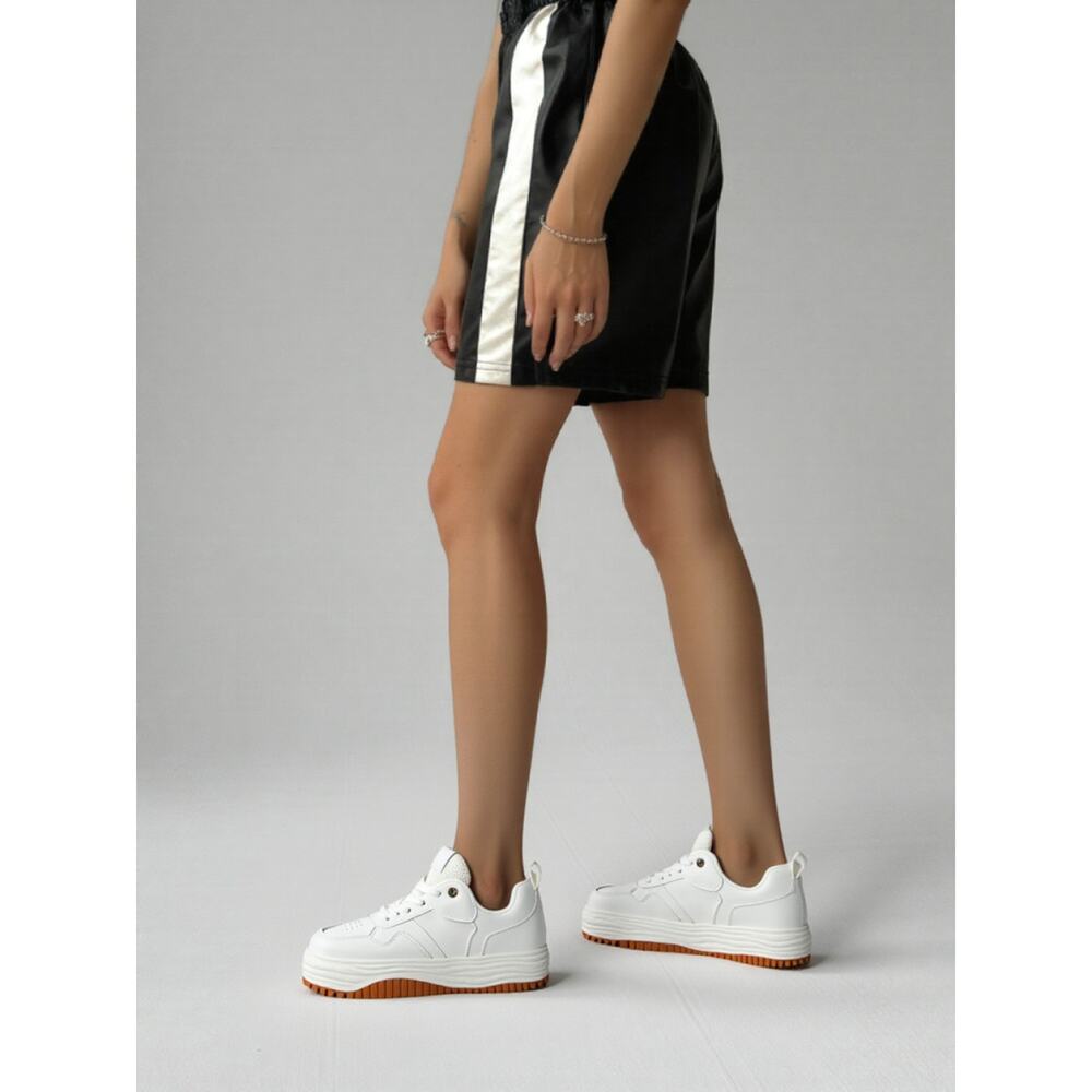 Women Sneakers Vepose Women Fashion Sneakers Size 7.5‎ White